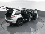 2023 Grand Cherokee Thumbnail 29