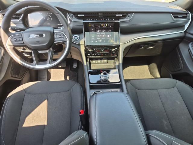 2024 Jeep Cherokee - $28,500