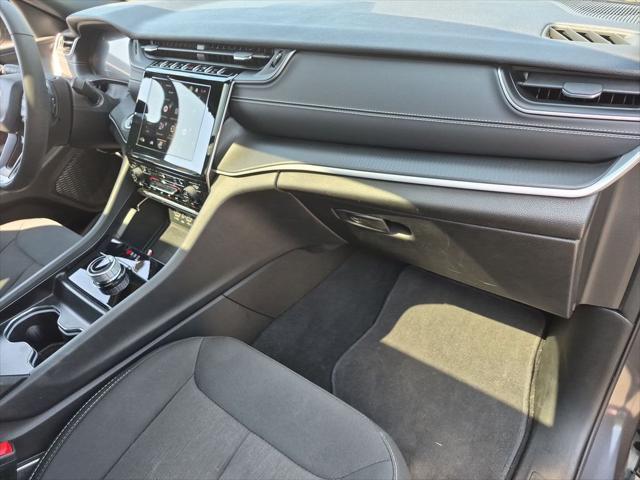 2024 Jeep Cherokee - $28,500