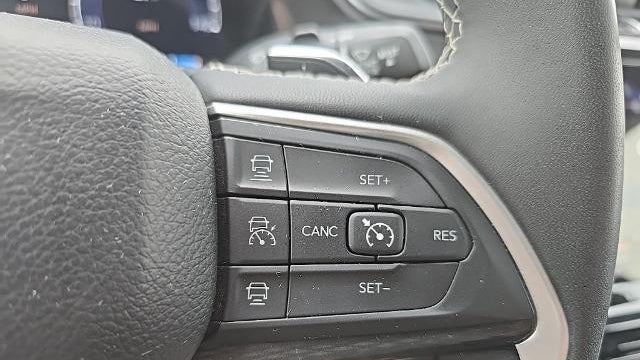 2024 Jeep Grand Cherokee Laredo