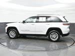 2024 Grand Cherokee Thumbnail 3