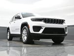 2024 Grand Cherokee Thumbnail 31