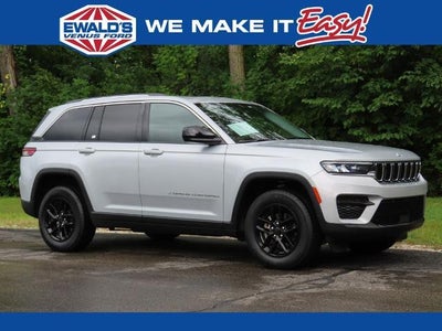 2024 Jeep Grand Cherokee 4X4 Laredo 4DR SUV