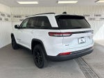 2025 Grand Cherokee Thumbnail 7