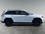 2025 Grand Cherokee Thumbnail 6