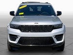 2025 Grand Cherokee Thumbnail 4