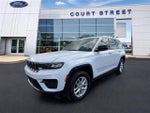 2025 Grand Cherokee Thumbnail 2