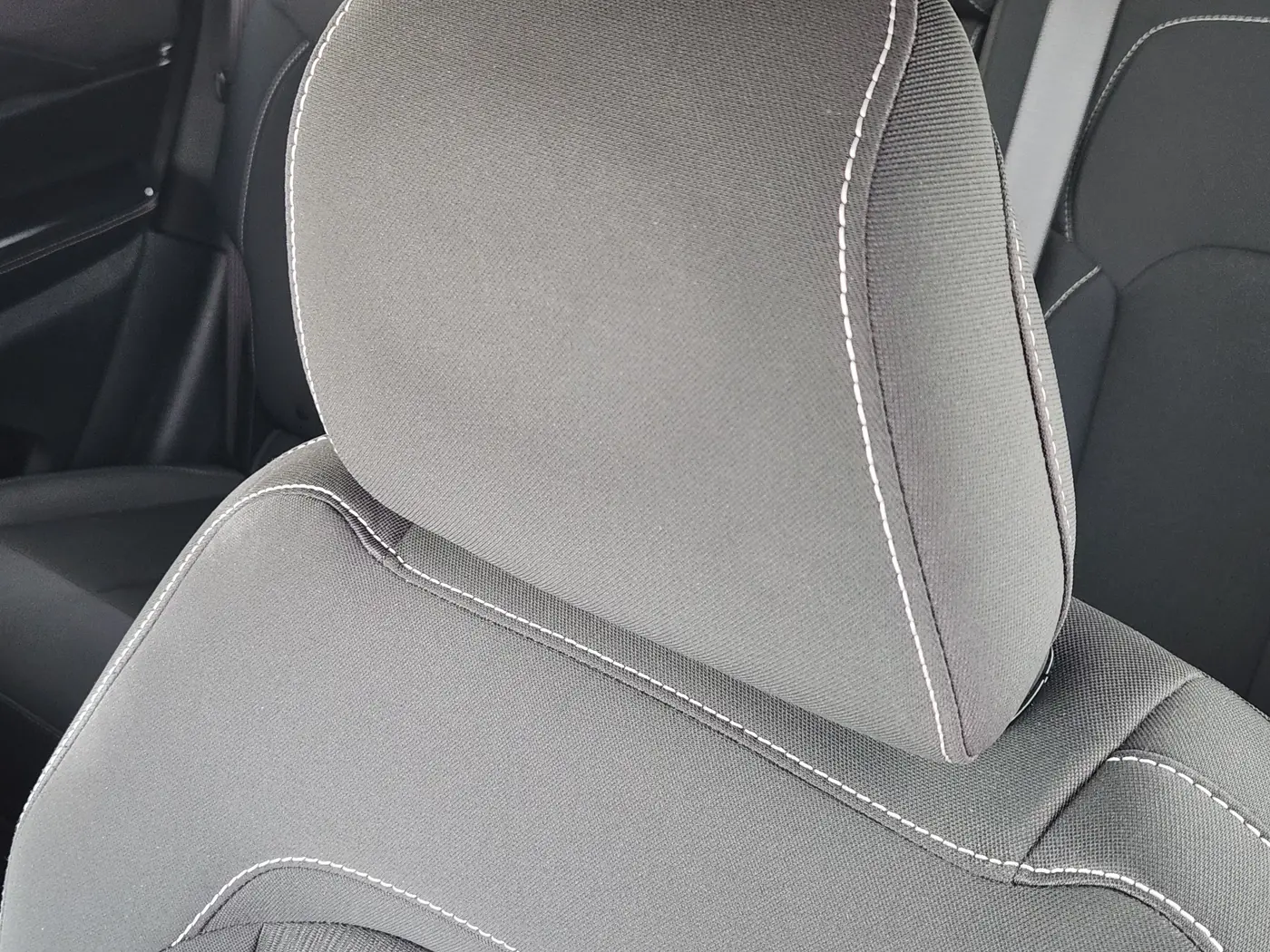2025 Jeep Cherokee - $32,928