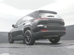 2025 Grand Cherokee Thumbnail 24