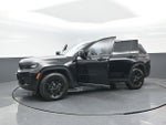 2025 Grand Cherokee Thumbnail 31