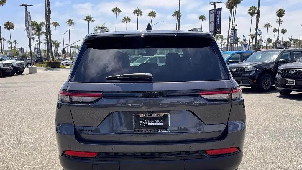 2025 Jeep Grand Cherokee Altitude X