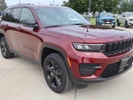 2025 Grand Cherokee Thumbnail 4