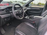 2023 Grand Cherokee Thumbnail 29