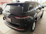 2023 Grand Cherokee Thumbnail 4