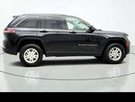 2023 Grand Cherokee Thumbnail 4