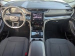 2023 Grand Cherokee Thumbnail 32