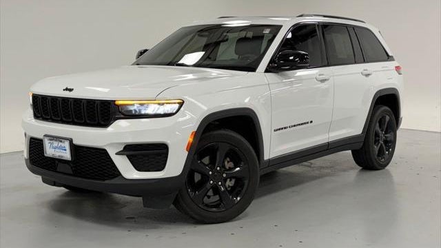 Preowned 2023 Jeep Grand Cherokee Altitude for Sale