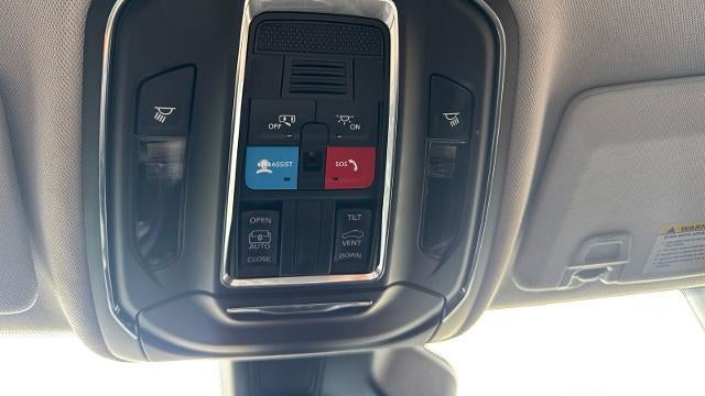 2023 Jeep Grand Cherokee Laredo X