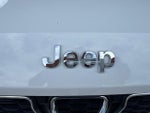 2023 Grand Cherokee Thumbnail 13
