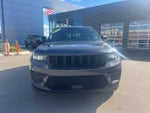 2023 Grand Cherokee Thumbnail 2