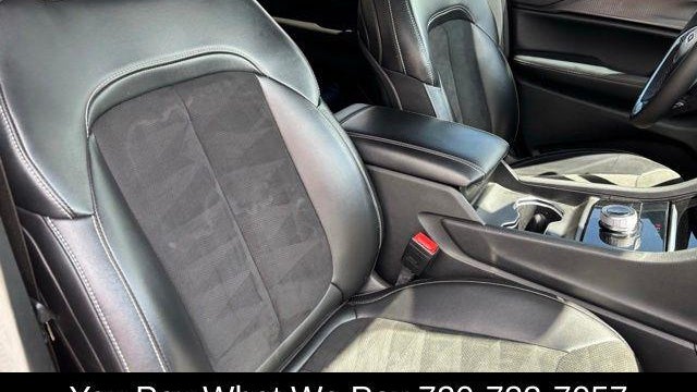 2023 Jeep Grand Cherokee Laredo X
