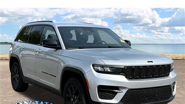 2024 Jeep Grand Cherokee Laredo
