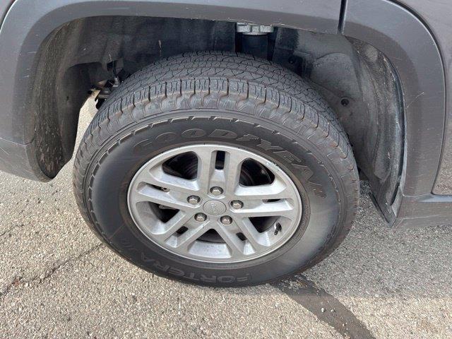 2024 Jeep Cherokee - $27,750