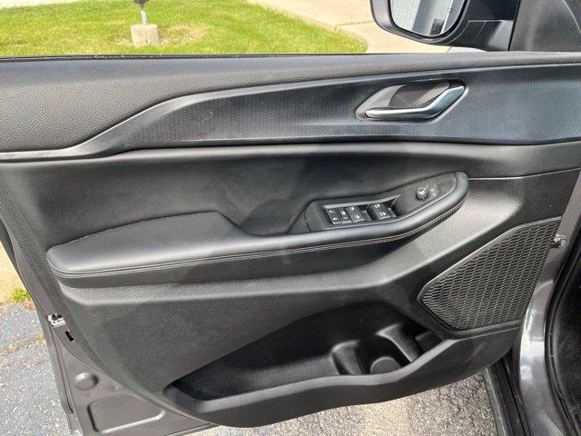 2024 Jeep Cherokee - $27,750