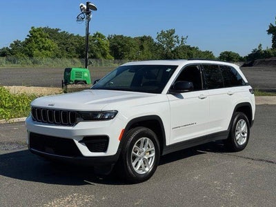2024 Jeep Grand Cherokee 4X4 Laredo X 4DR SUV