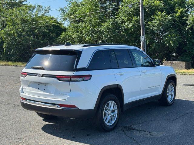 2024 Jeep Cherokee - $27,980