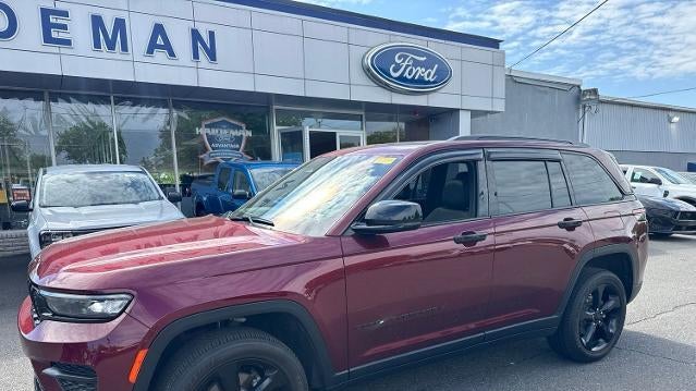 Preowned 2024 Jeep Grand Cherokee Laredo for Sale