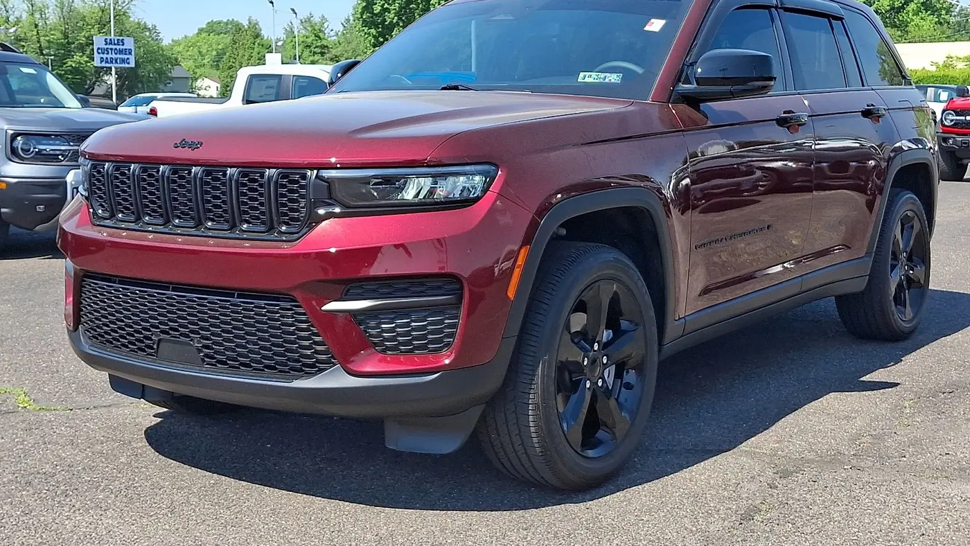 2024 Jeep Grand Cherokee Altitude X