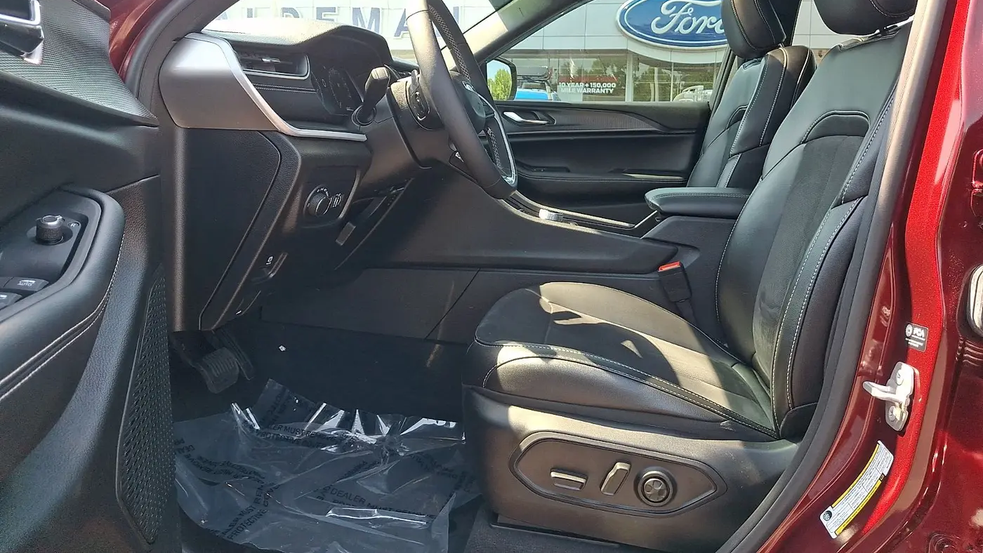 2024 Jeep Grand Cherokee Altitude X