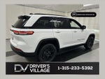 2024 Grand Cherokee Thumbnail 1
