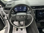 2024 Grand Cherokee Thumbnail 3