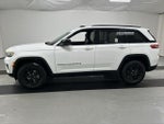 2024 Grand Cherokee Thumbnail 5