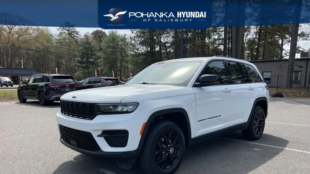 Preowned 2025 Jeep Grand Cherokee Altitude for Sale