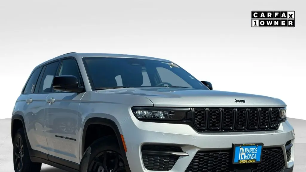 Preowned 2025 Jeep Grand Cherokee Altitude for Sale