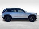 2025 Grand Cherokee Thumbnail 6