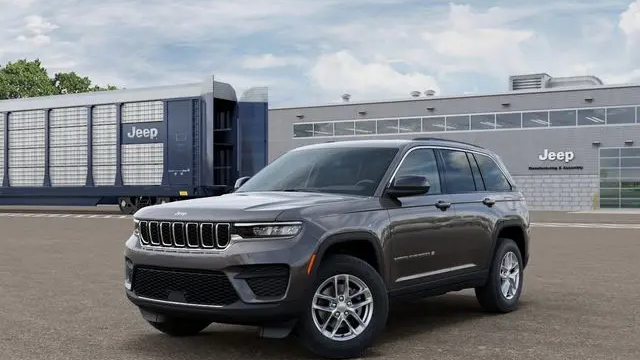 2026 Jeep Grand Cherokee Laredo