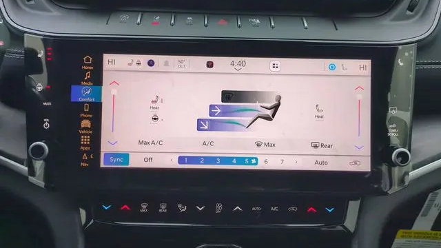 2026 Jeep Grand Cherokee Altitude
