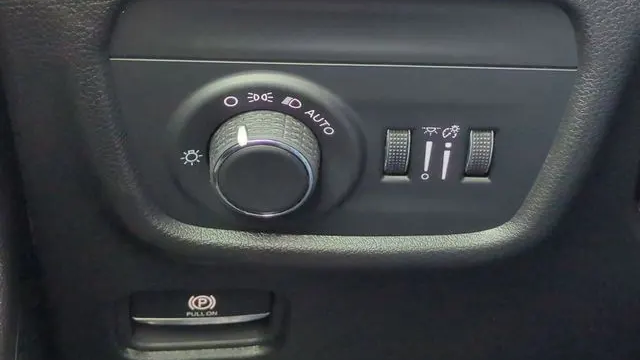 2026 Jeep Grand Cherokee Altitude