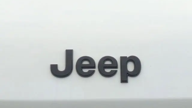 2026 Jeep Grand Cherokee Altitude