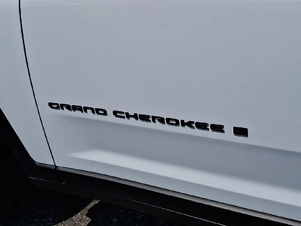 2026 Jeep Cherokee - $44,360