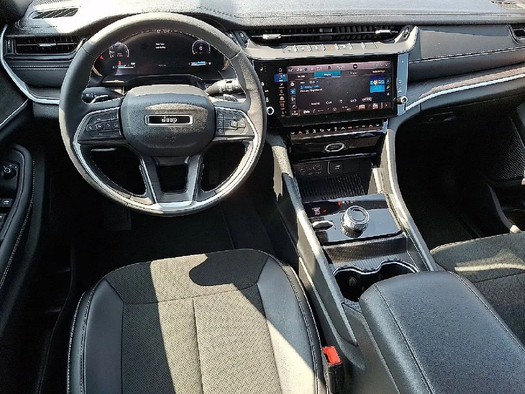 2026 Jeep Cherokee - $44,360