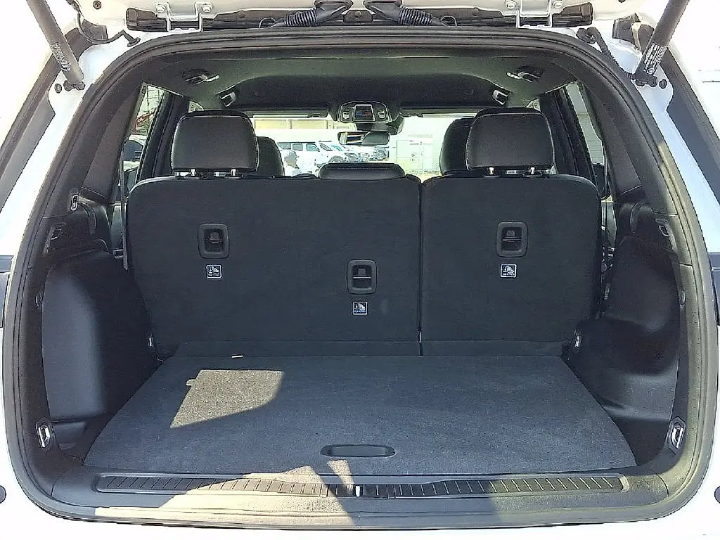 2026 Jeep Cherokee - $44,360
