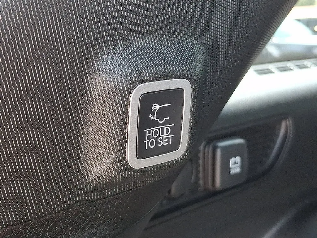 2026 Jeep Cherokee - $44,360