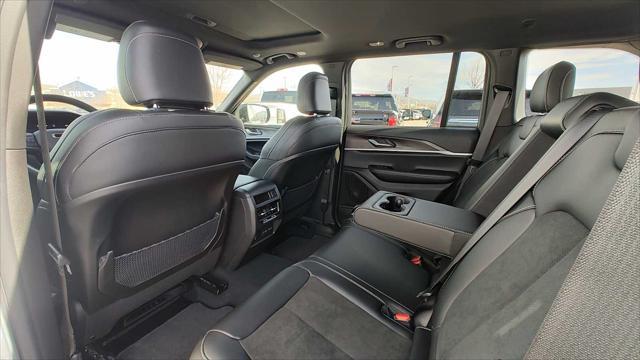 2026 Jeep Grand Cherokee Altitude