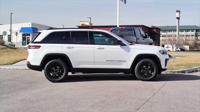 2026 Jeep Grand Cherokee Altitude