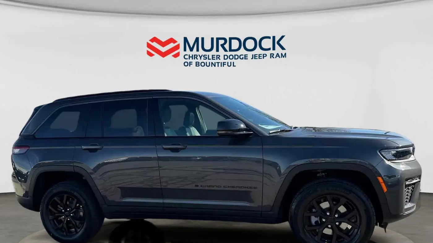 2026 Jeep Grand Cherokee Altitude